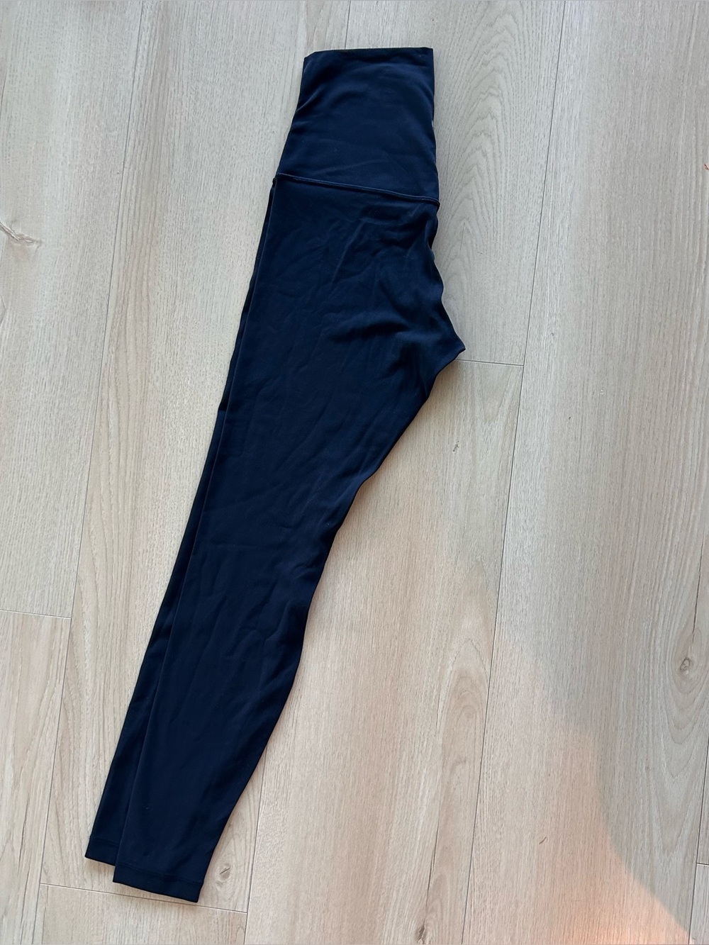 Lululemon Align Ultra High Rise Navy Leggings size 8 like new